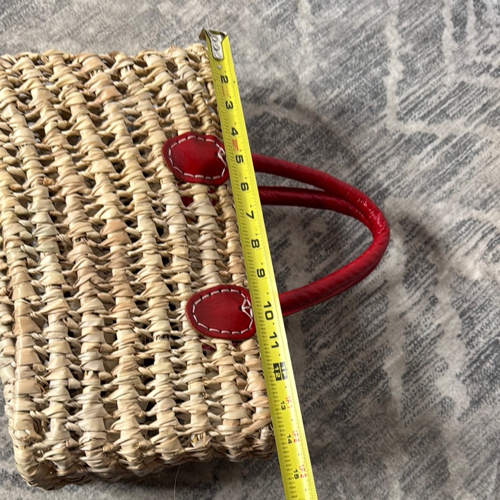 Woven Straw Tote with leather  Red Handles - Picture 7 of 8